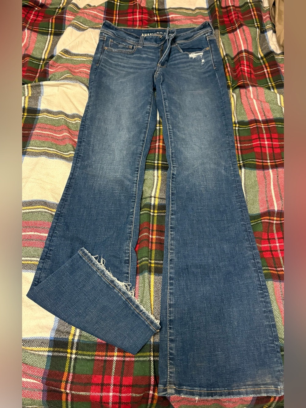 Womens American Eagle blue flare jeans size 6 Long